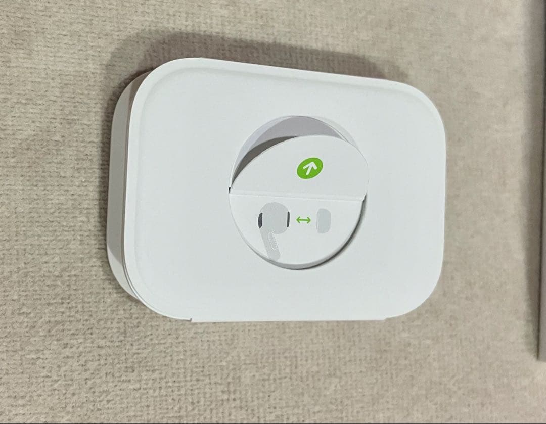 【極美品】Apple AirPods Pro 2nd generation 本体