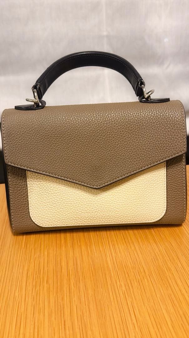 ボナベンチュラ ラウラ バッグ