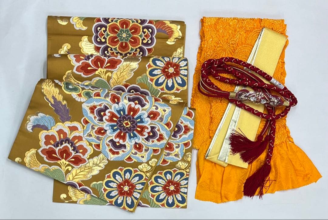 振り袖　フルセット　長襦袢　成人式　金彩加工　刺繍入り　セット　しつけ付　586