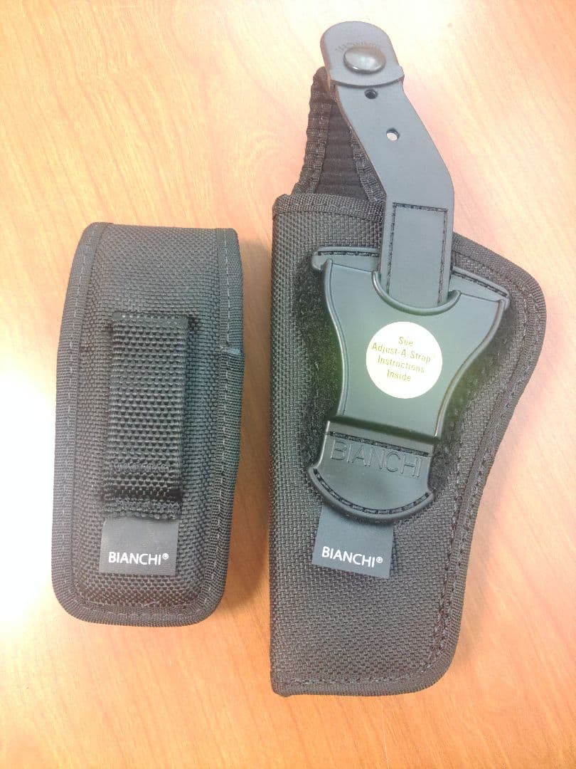 アメリカ製　BIANCHI　ビアンキ　ホルスター　マガジンポーチセット
