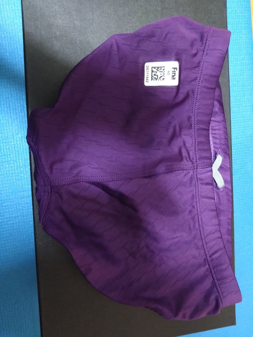 ホワイトティー様限定同上購入 競パン SPEED&aren a PYTHON 紫