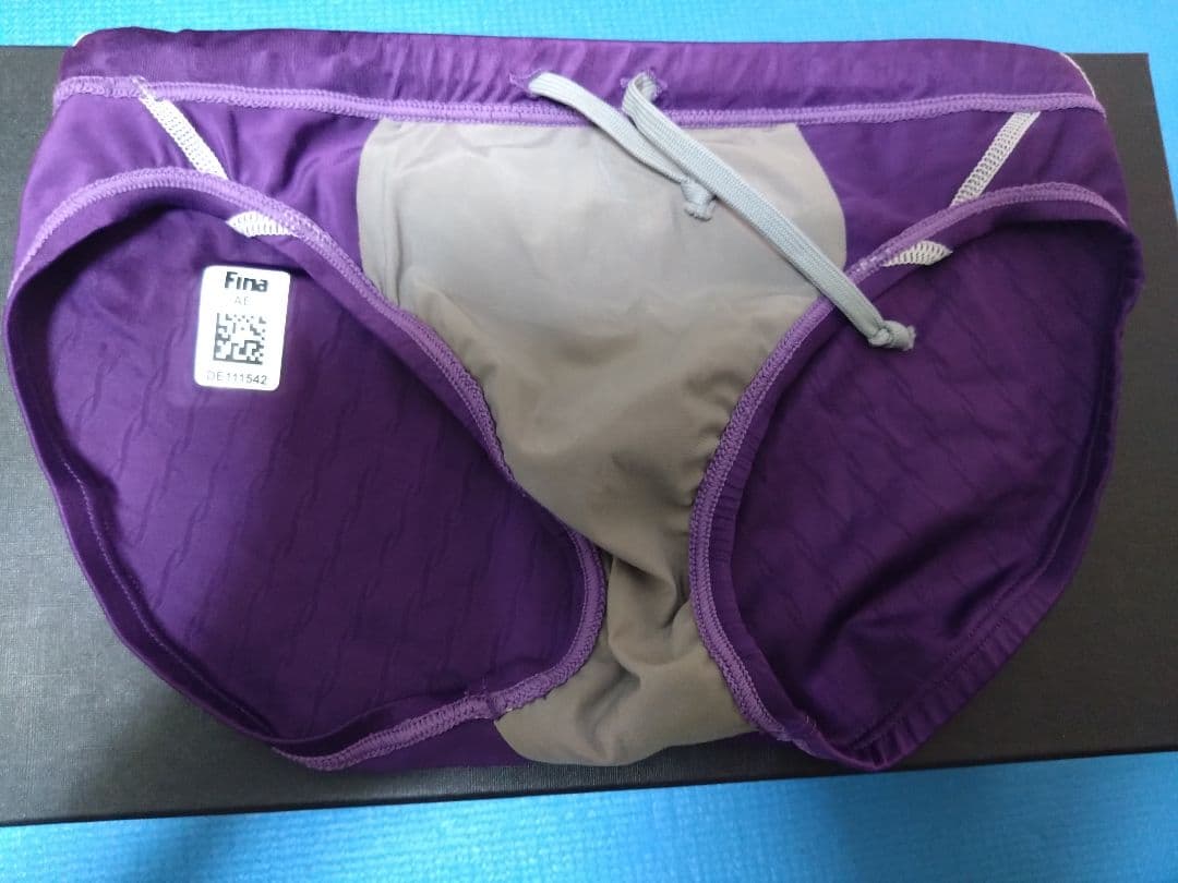 ホワイトティー様限定同上購入 競パン SPEED&aren a PYTHON 紫