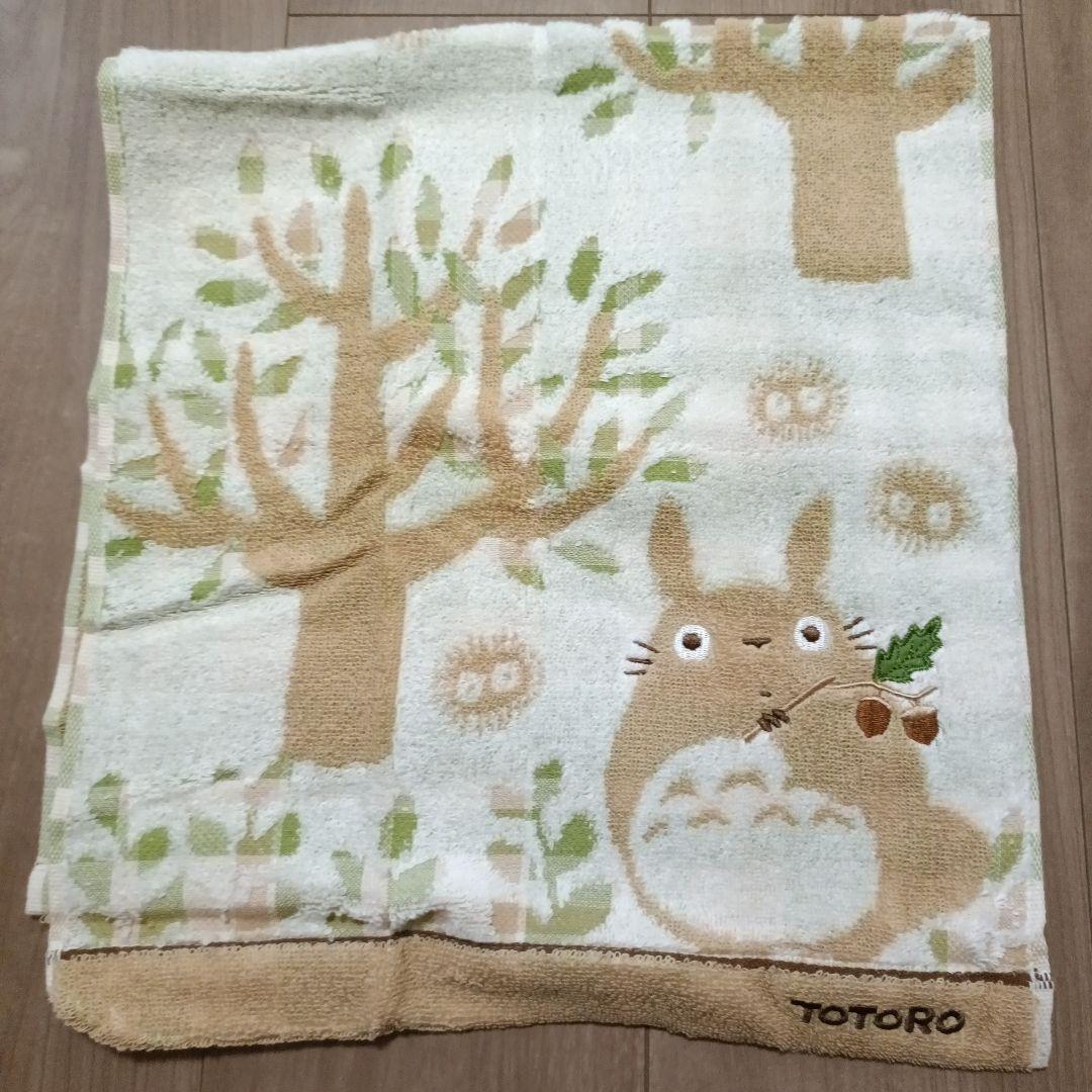 【Rommel】13商品　トトロのガーゼハンカチ4枚セット