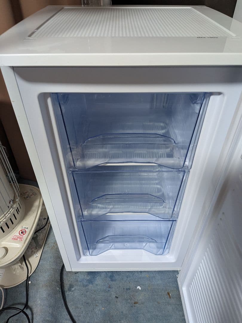 冷凍庫　 アイリスオーヤマ　IUSD-6B 60リットル