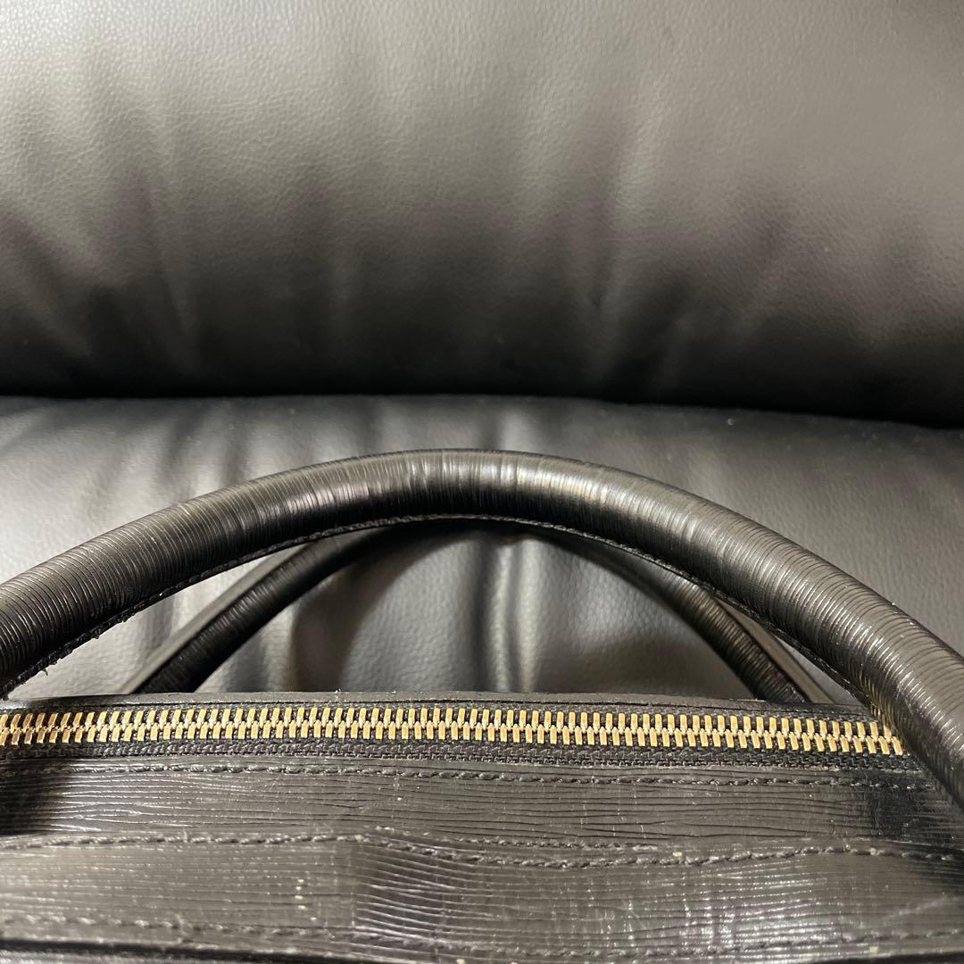 り*た様 ペッレモルビダ キャピターノ ブリーフケース ビジネスバッグ