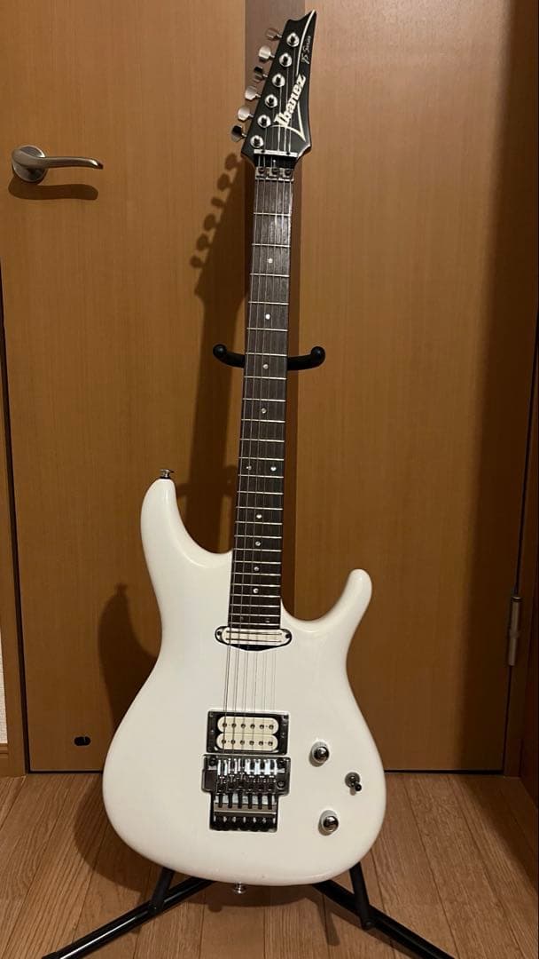 Ibanez JS100 WH Satriani シグネチャー H/S