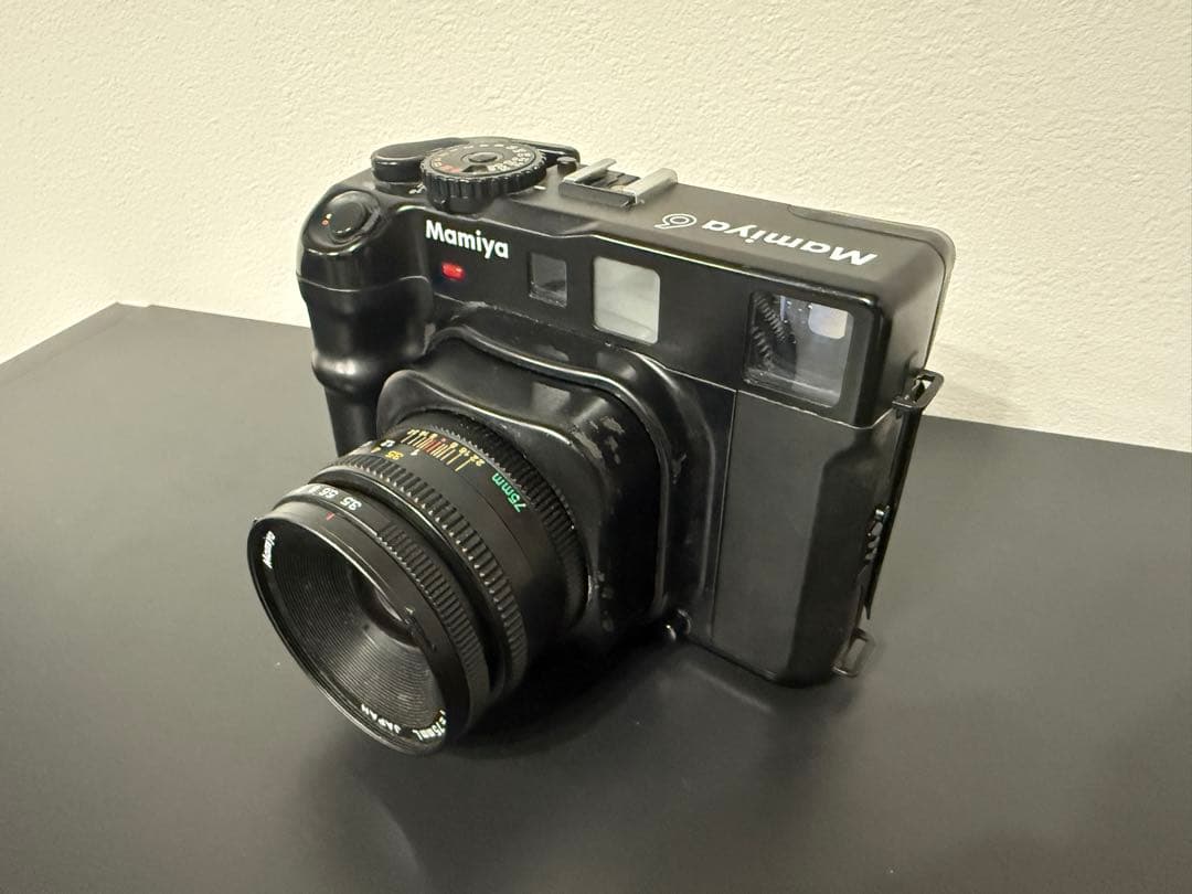 フィルムカメラ New Mamiya6 75mm F3.5