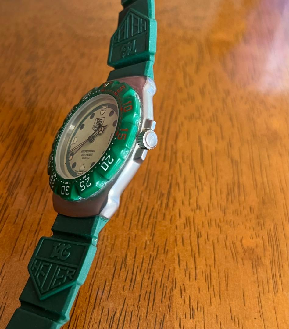 美品 TAG Heuer 372.513 メンズ グリーンラバーベルト 稼働品