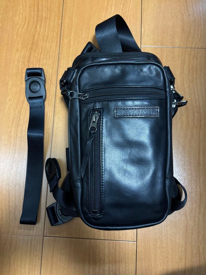 クシタニ　2WAY LEG BAGII 2ウェイレッグバッグ2　牛革本皮（黒）