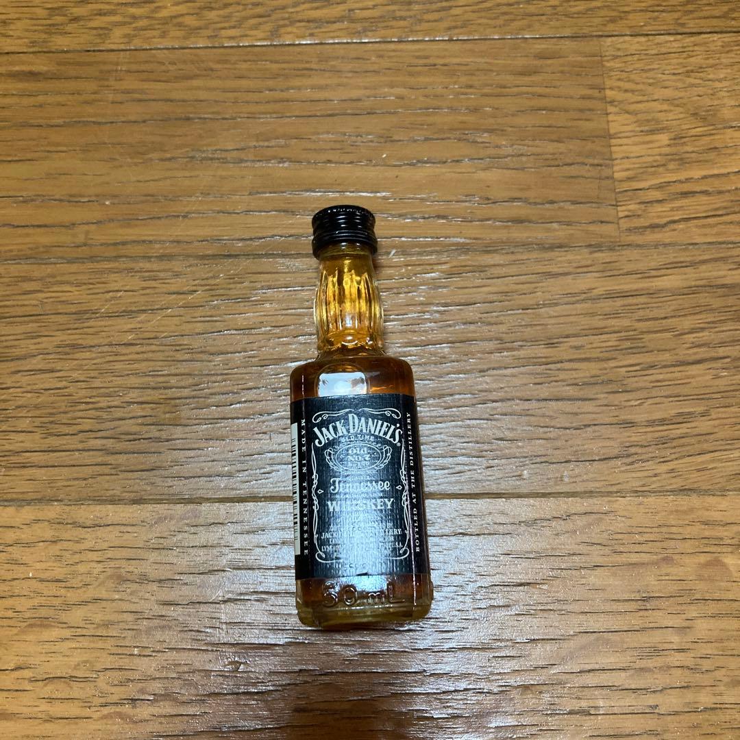 ウイスキー　ミニボトル非売品　JACK DANIEI'S