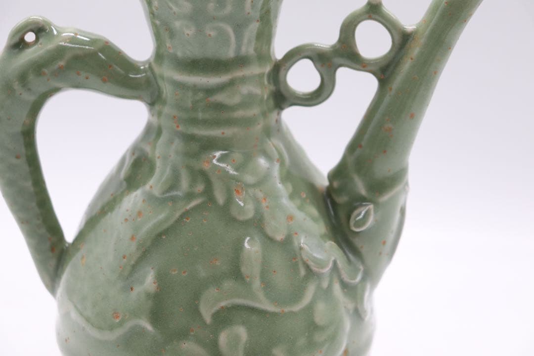 中国　青磁　水注　浮き彫り鳳紋　送料込み0416