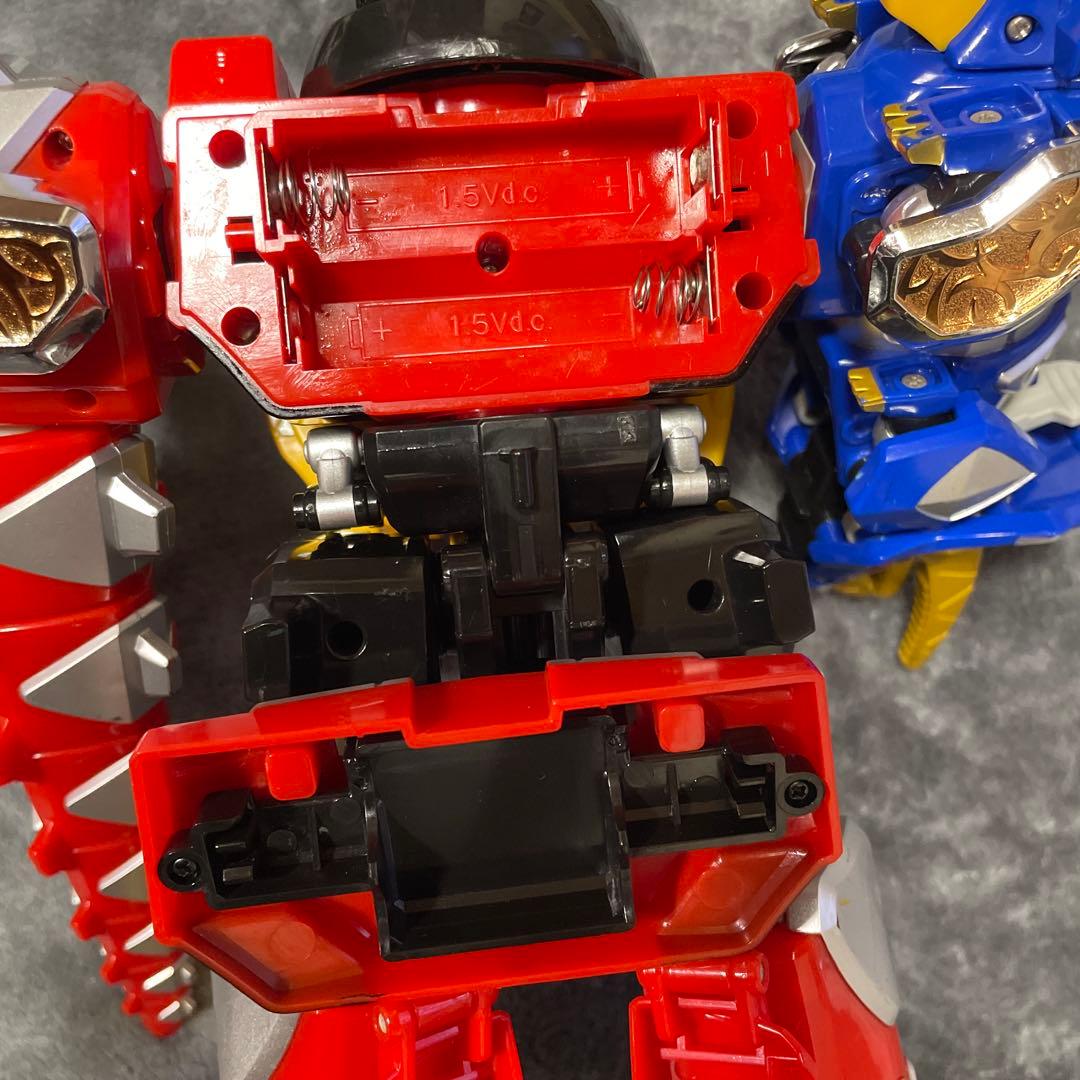 爆竜戦隊アバレンジャー　DX 爆竜合体アバレンオー 電動回転