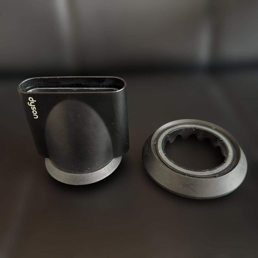 Dyson Supersonic ヘアドライヤー ブラック