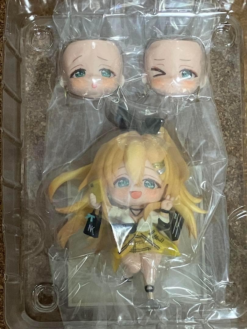 勝利の女神 NIKKE　デフォルメ SD フィギュア　3点セット