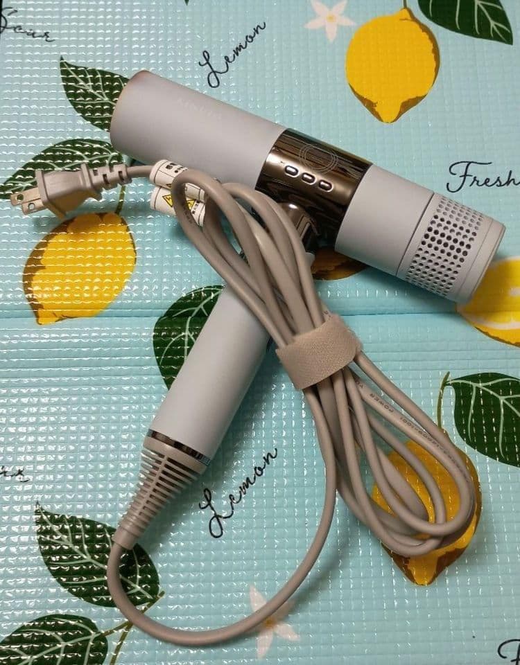 KINUJO キヌージョ ヘアドライヤー 美品 限定色 ペールブルー 絹女