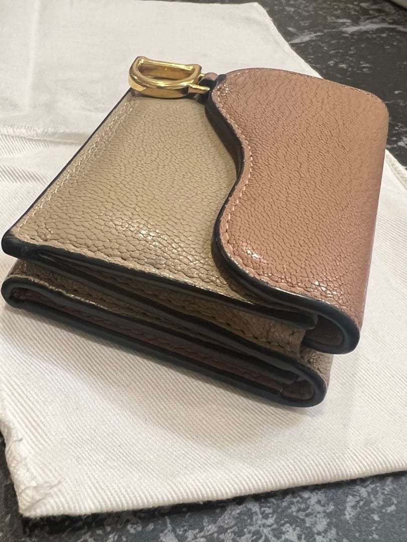 【ゆな】Dior レザー三つ折り財布 ベージュ ピンク