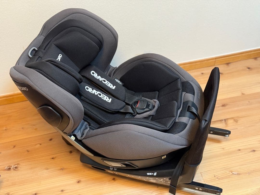 M*R様 新生児■チャイルドシート■RECARO ゼロワン アッシュグレイ IS