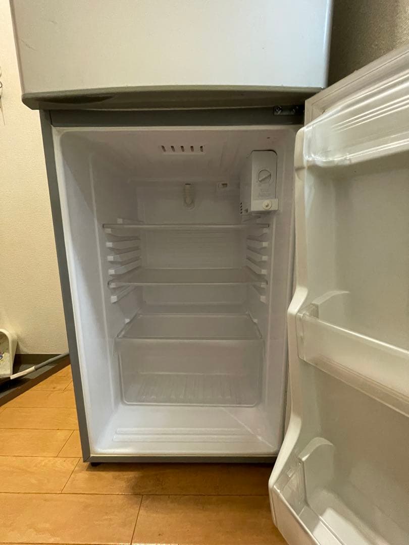 三洋電機　2ドア冷蔵庫 SR-141K(SB)