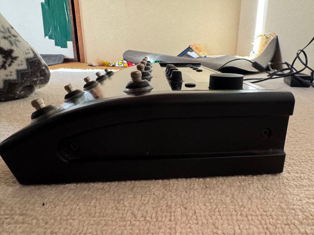 TC-Helicon VoiceLive 2 ボーカルプロセッサー