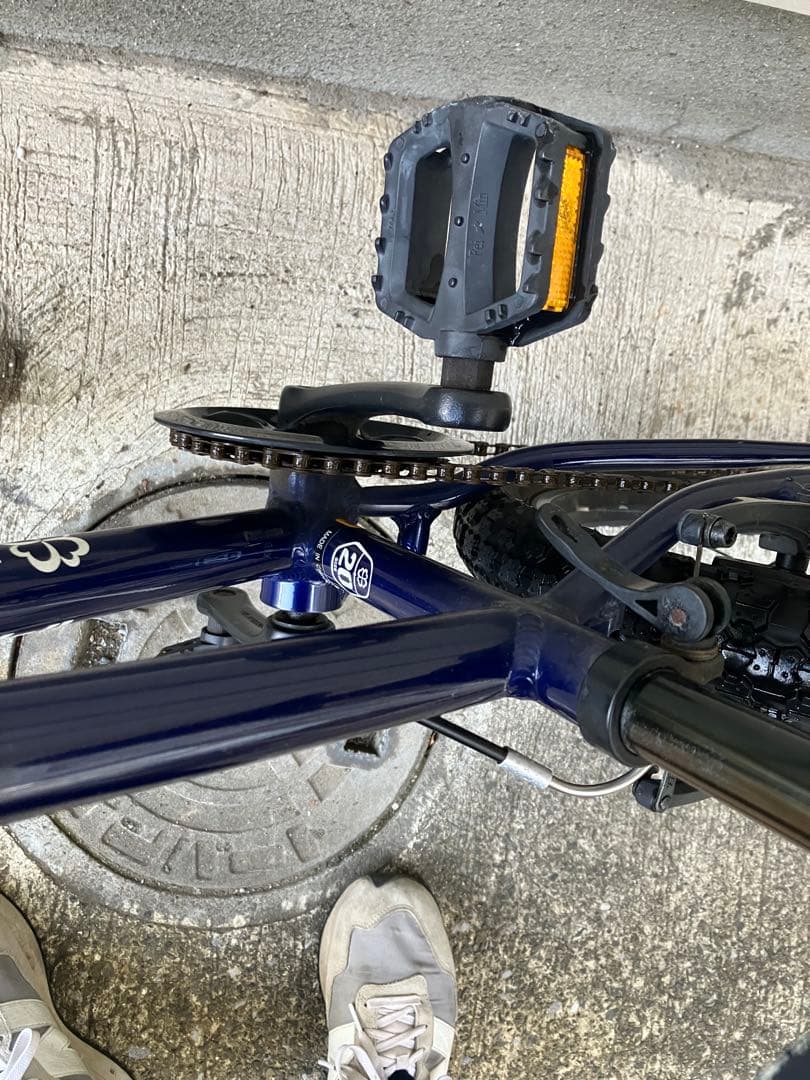 ヨツバサイクル キッズバイク 20インチ 東京引取りのみ