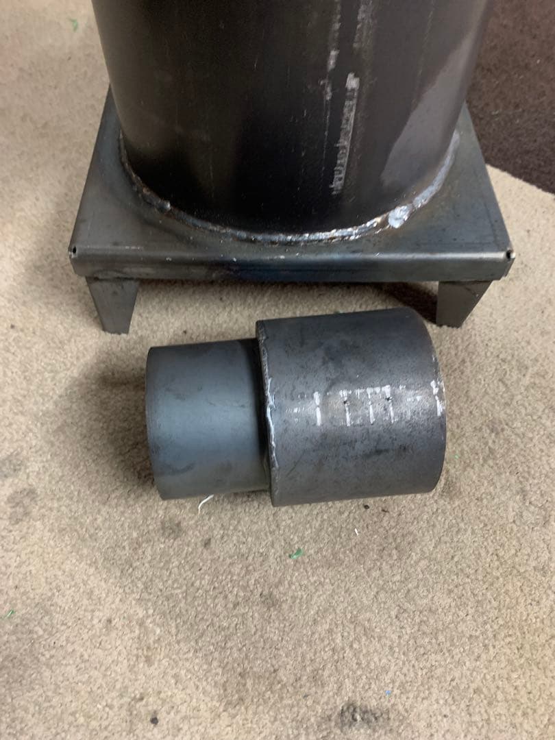 廃油ストーブ 煙突アダプタ付き80mm、100mm煙突使えます。