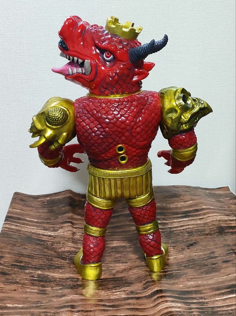 インディーズソフビ ルルベルトイ ピコピコ 万物の王 怪獣 ソフビ