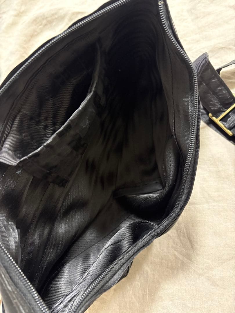 カオパオシュウ　黒　ブラック