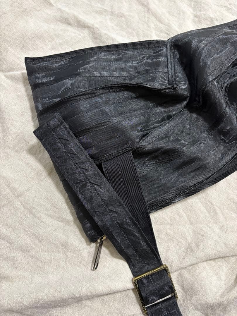 カオパオシュウ　黒　ブラック