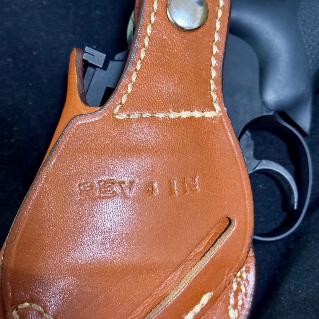 整備済 革製 4インチクラス リボルバー用 ヒップ ホルスター 右利き用