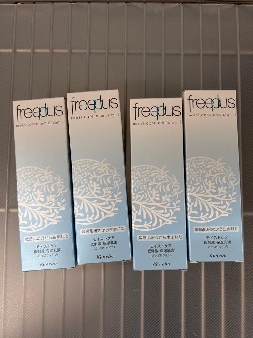 freeplus モイストケアエマルジョン 1 さっぱり タイプ4本セット