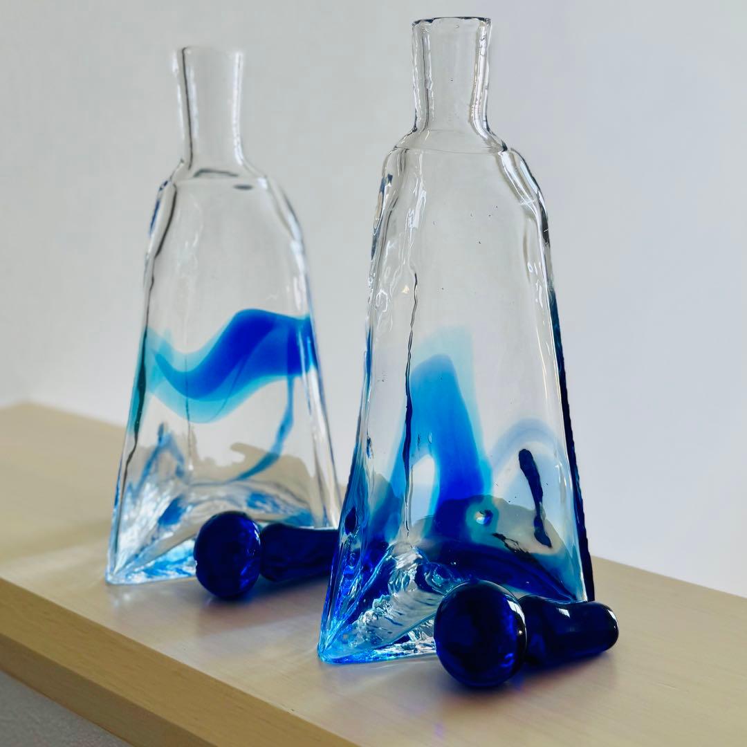 アンティーク 青と透明のガラスアート2点セット