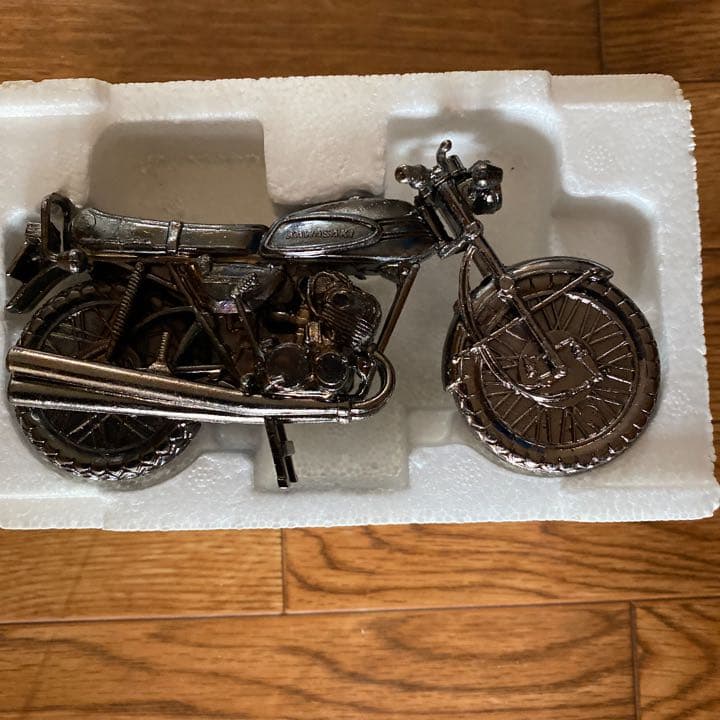 世界の名車シリーズ　レッドバロン