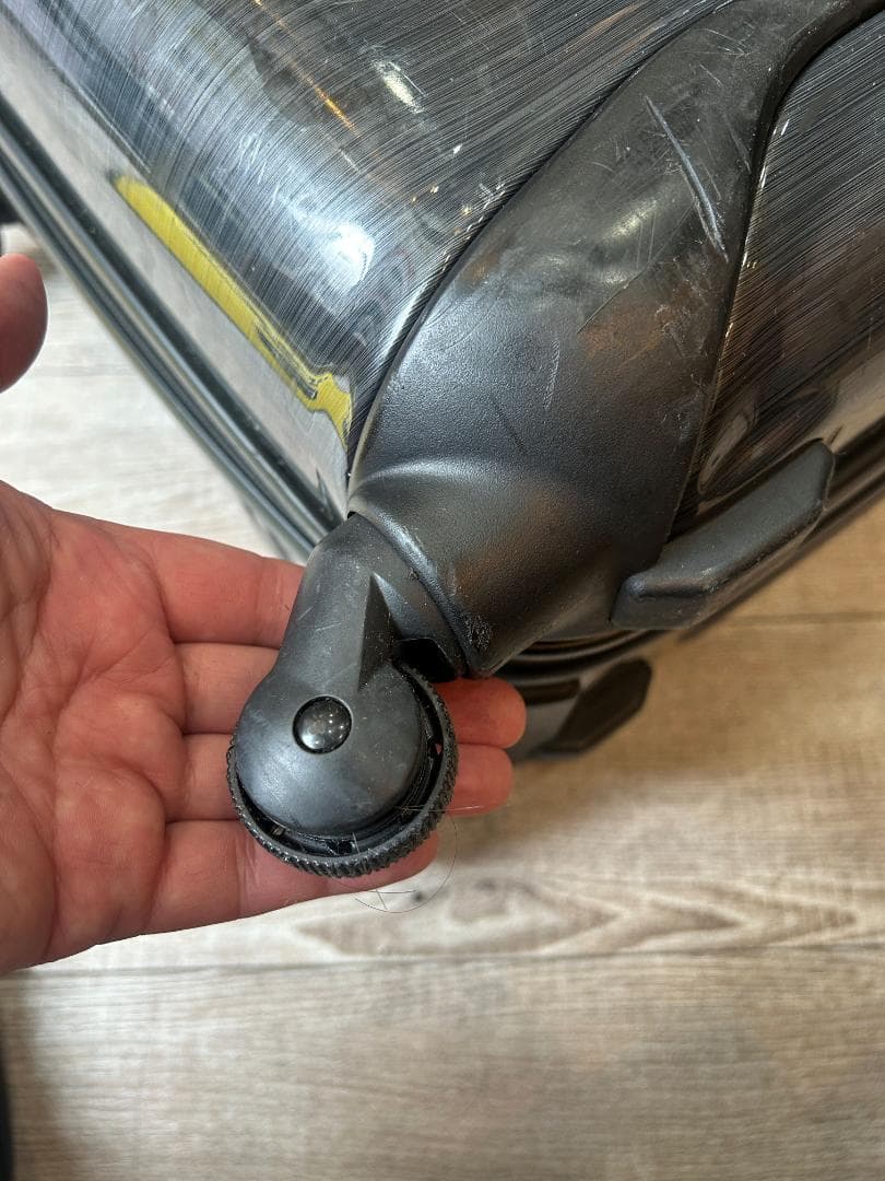 TUMI トゥミ スーツケース キャリーケース 中古品 訳アリ品