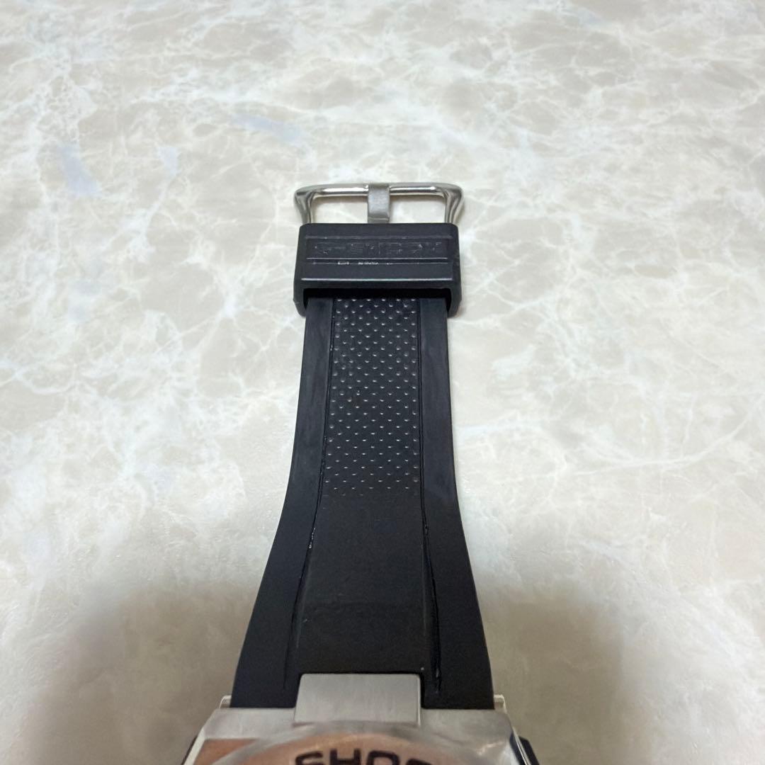 G-SHOCK GST-B100-1AJFソーラー充電システム