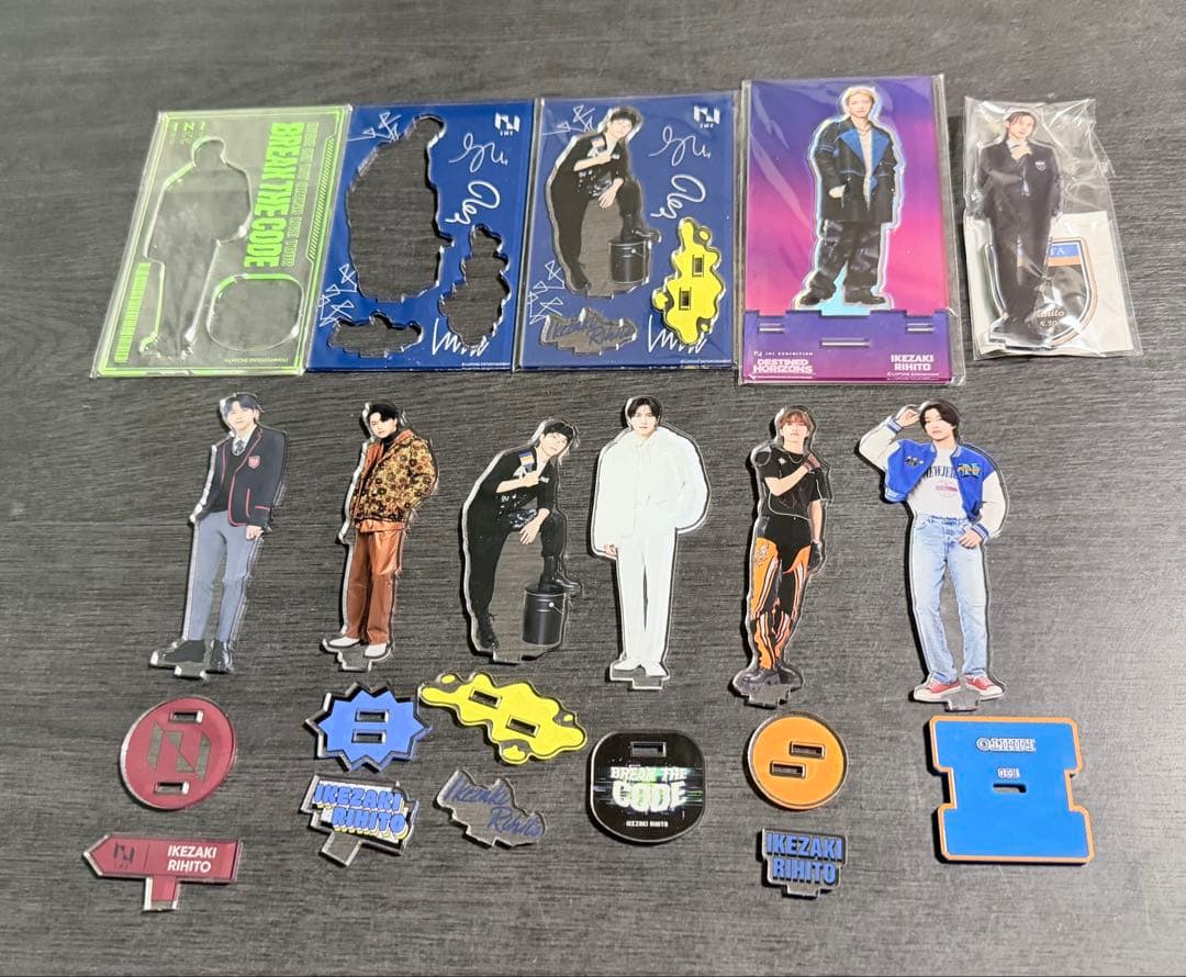 INI 池崎理人 まとめ売り アクスタ トレカ ポスカ アザジャ 缶バ