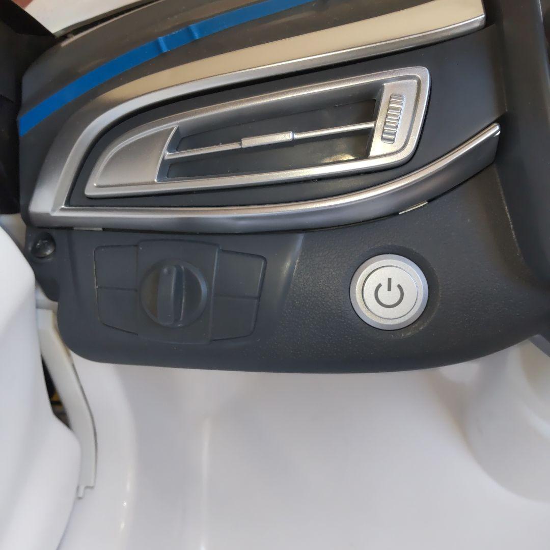 トイザらス　BMW i8 Concept Spyder 子供用電動自動車