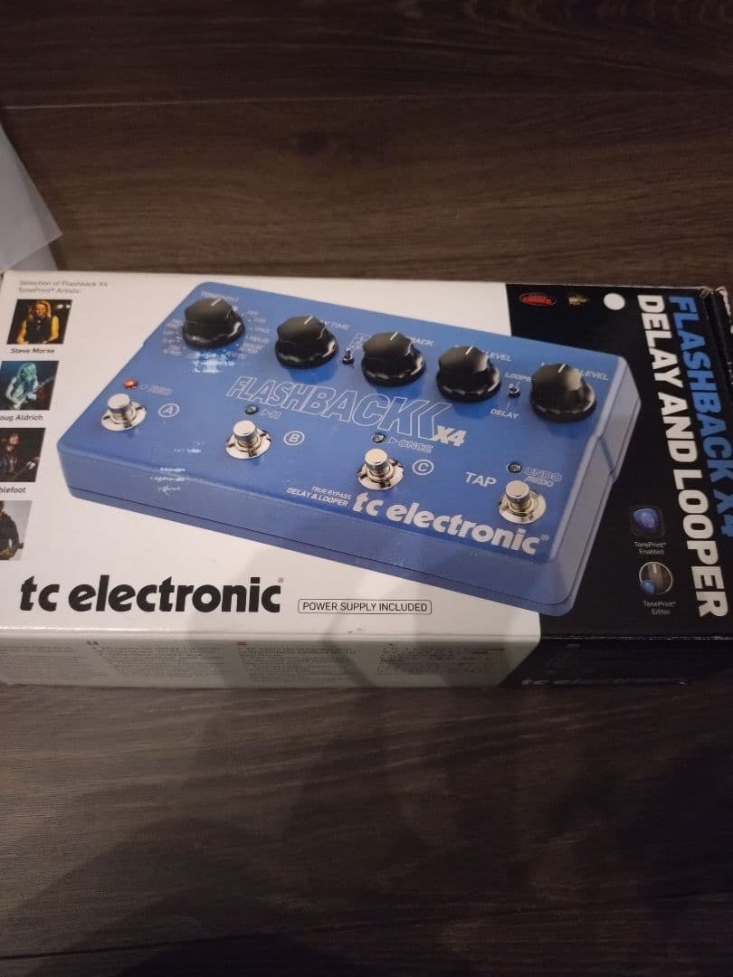 tc electronic FLASHBACK X4　ディレイ