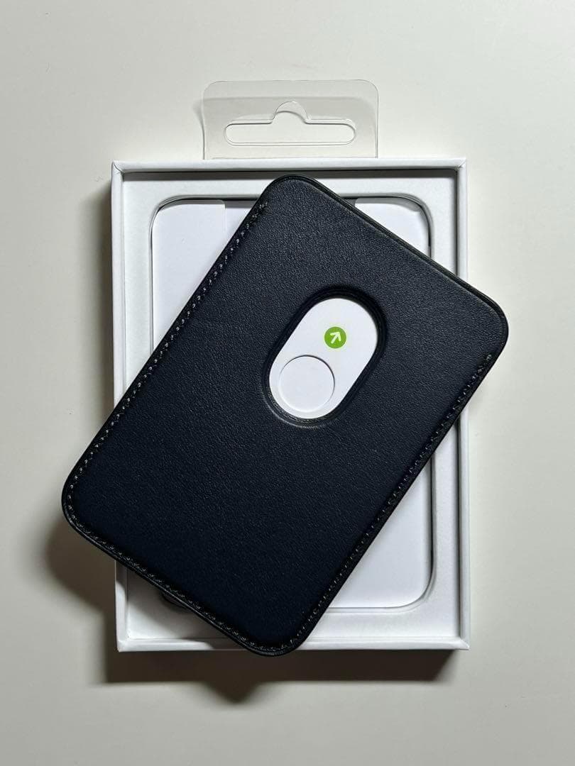 【美品】純正 MagSafe対応 iPhone レザーウォレット・ミッドナイトA