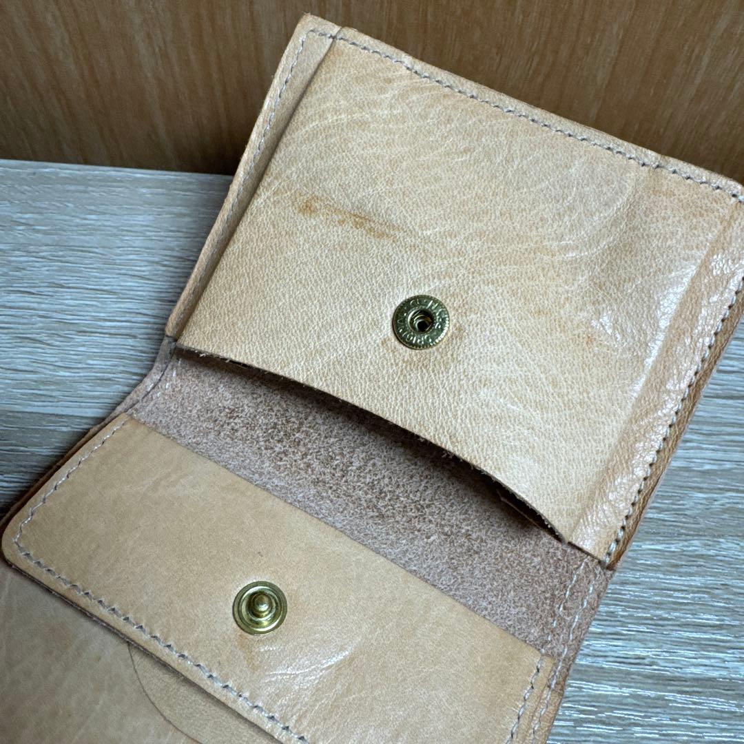 イルビゾンテ　折り財布　男女問わず ナチュラルヌメ IL BISONTE