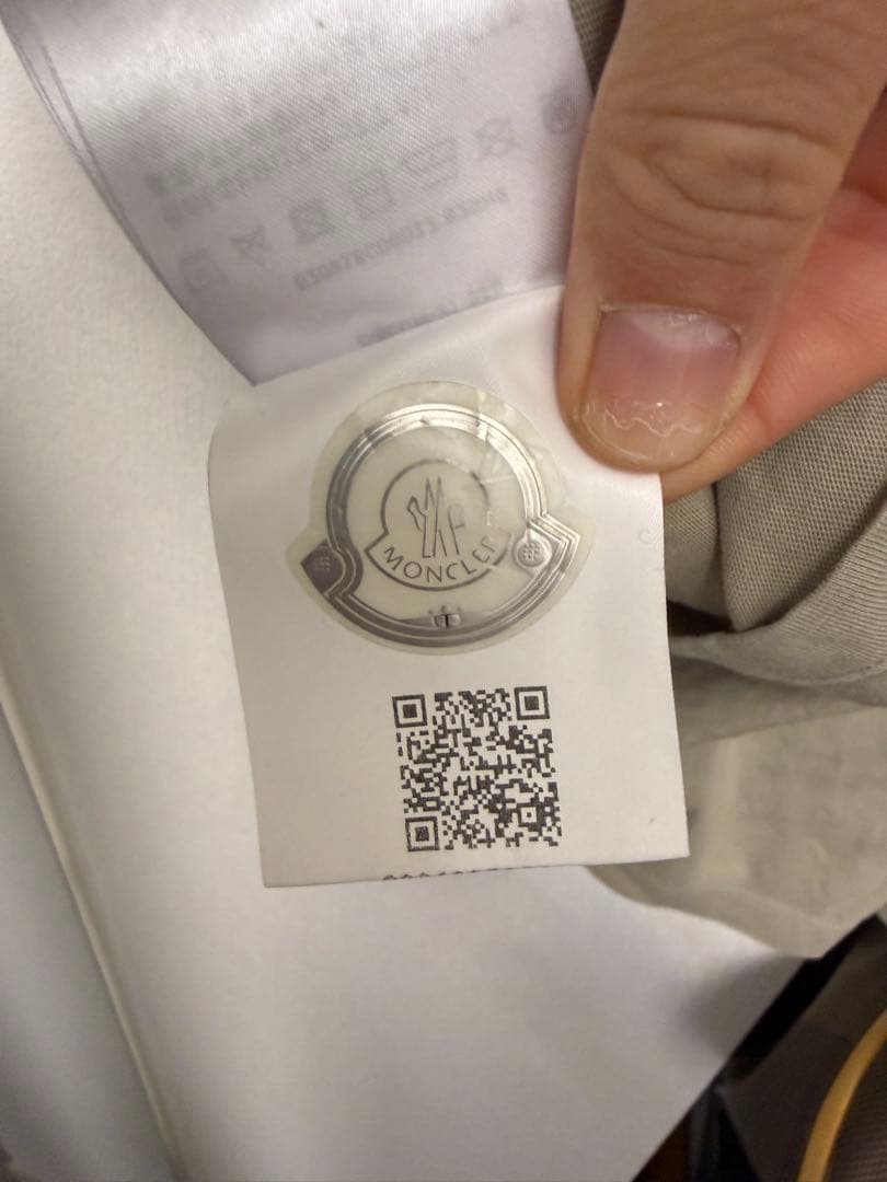 モンクレール　MONCLER ベージュ Tシャツ