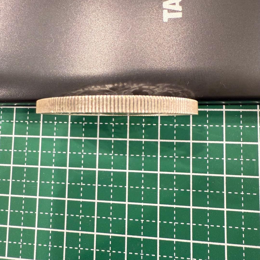 ト*ボ様 アンティーク 銀貨 クック諸島 エリザベス2世 生誕60周年 