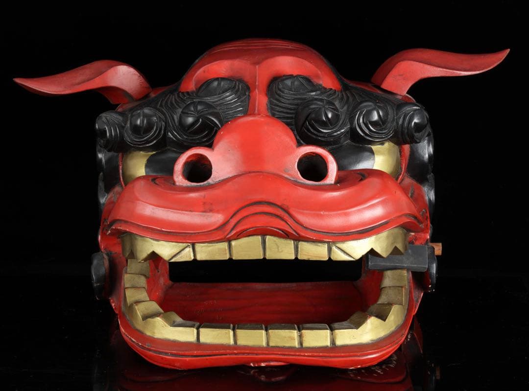 時代物 木彫獅子頭 朱漆金彩 幅49cm 獅子舞 神楽面 魔除 縁起物 骨董品