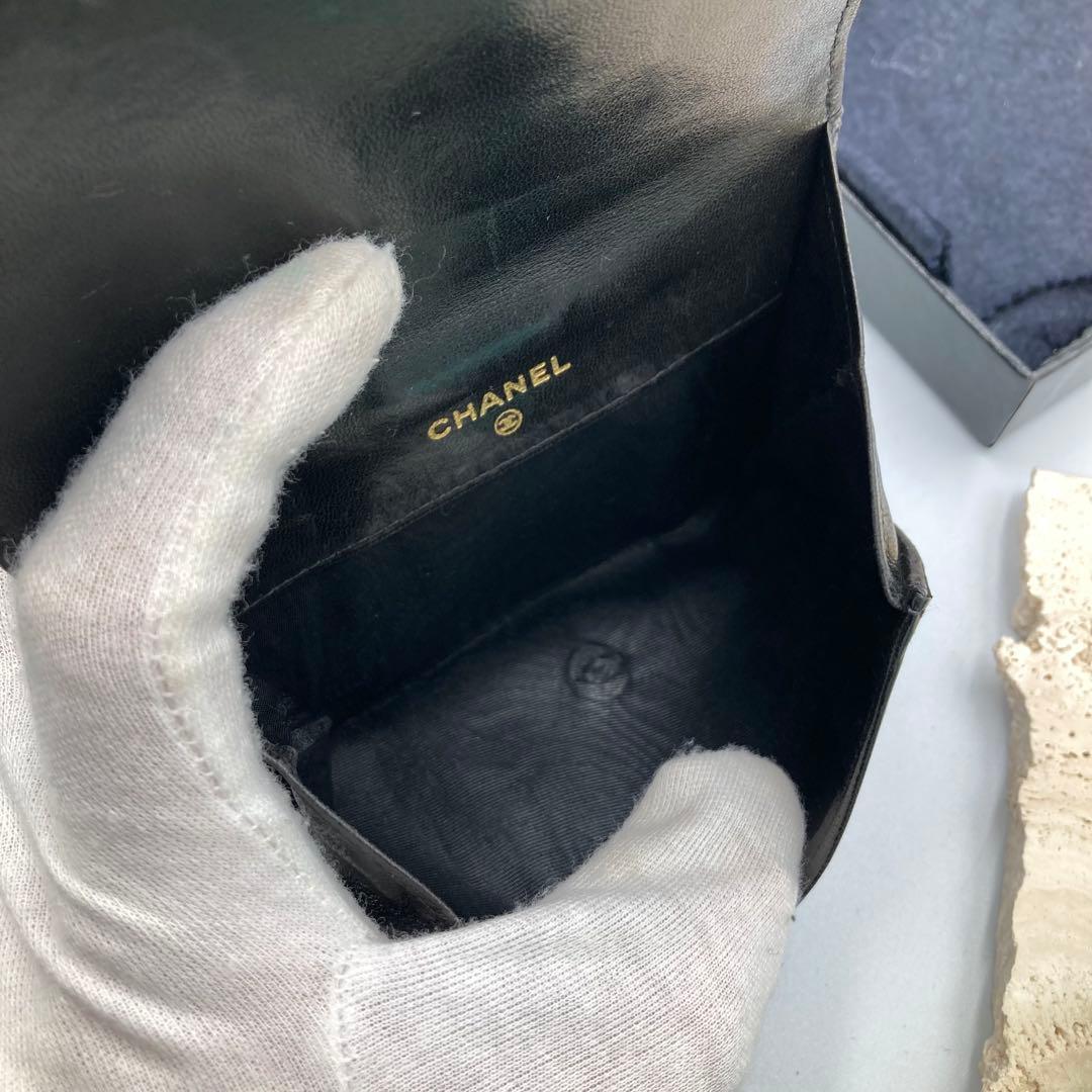 ！極美品！　CHANEL シャネル　ブラック　ラムスキン　12AK