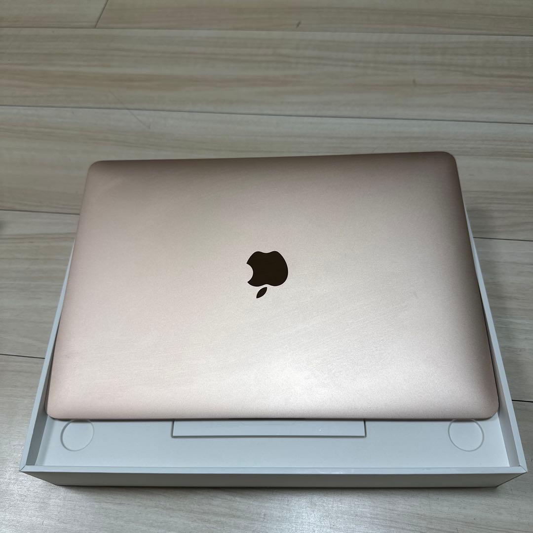 MacBook本体 MacBook Air 2018 16GB 256GB