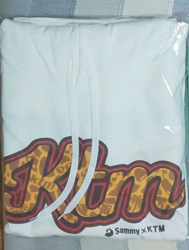 ケツメイシ Sammyガチャ パーカー