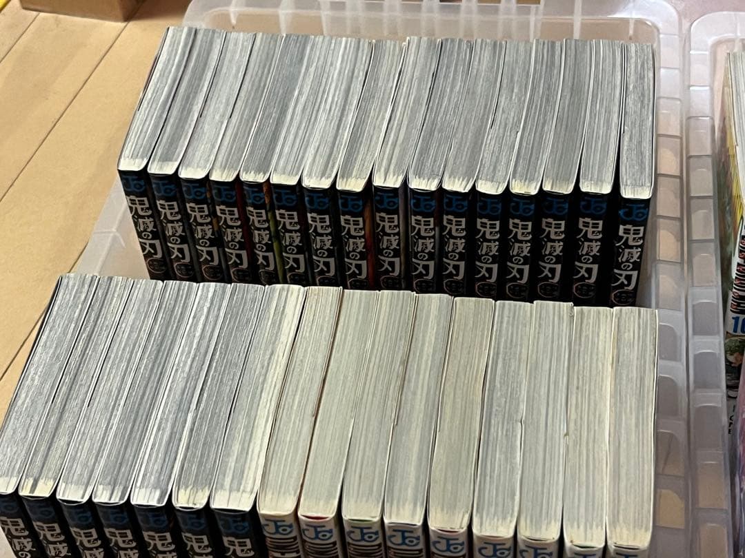 鬼滅の刃★全巻23冊＋ワンパンマン★27冊＋１＋地獄楽★全巻13冊★64冊セット