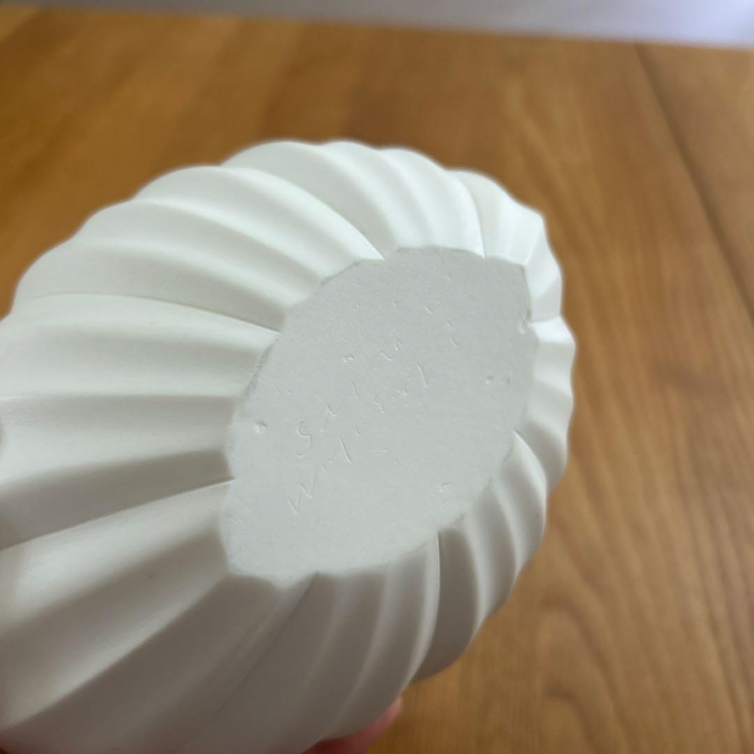 若杉聖子　アート　磁器、ホワイト　花瓶　工芸　美術　人気作家