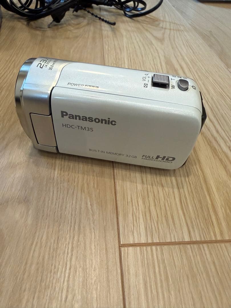 Panasonic HDC TM35 デジタルビデオカメラ