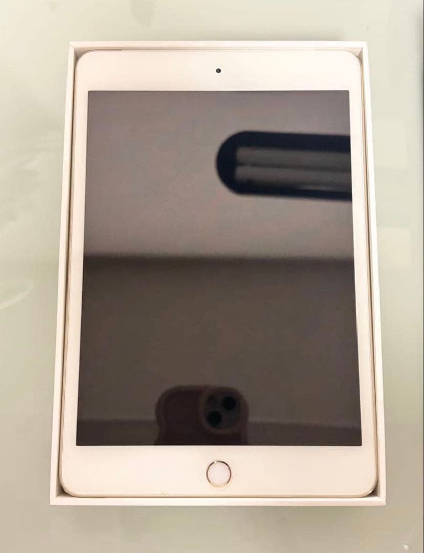 iPad mini4 16GB Wi-Fiモデル ゴールド SIMフリー