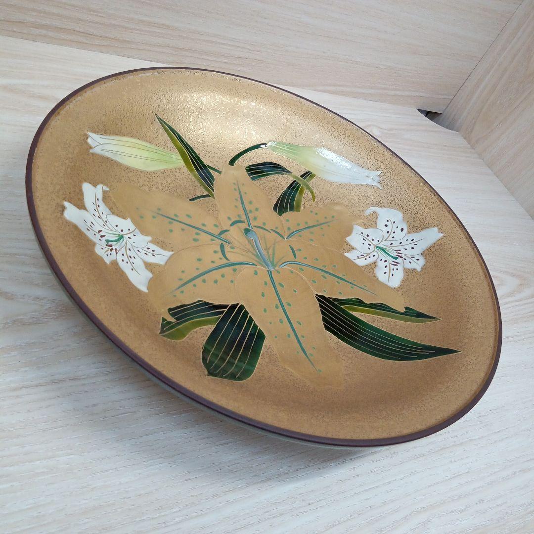 昭和天皇 御生誕百年記念 九谷焼 金襴手山百合の図飾皿